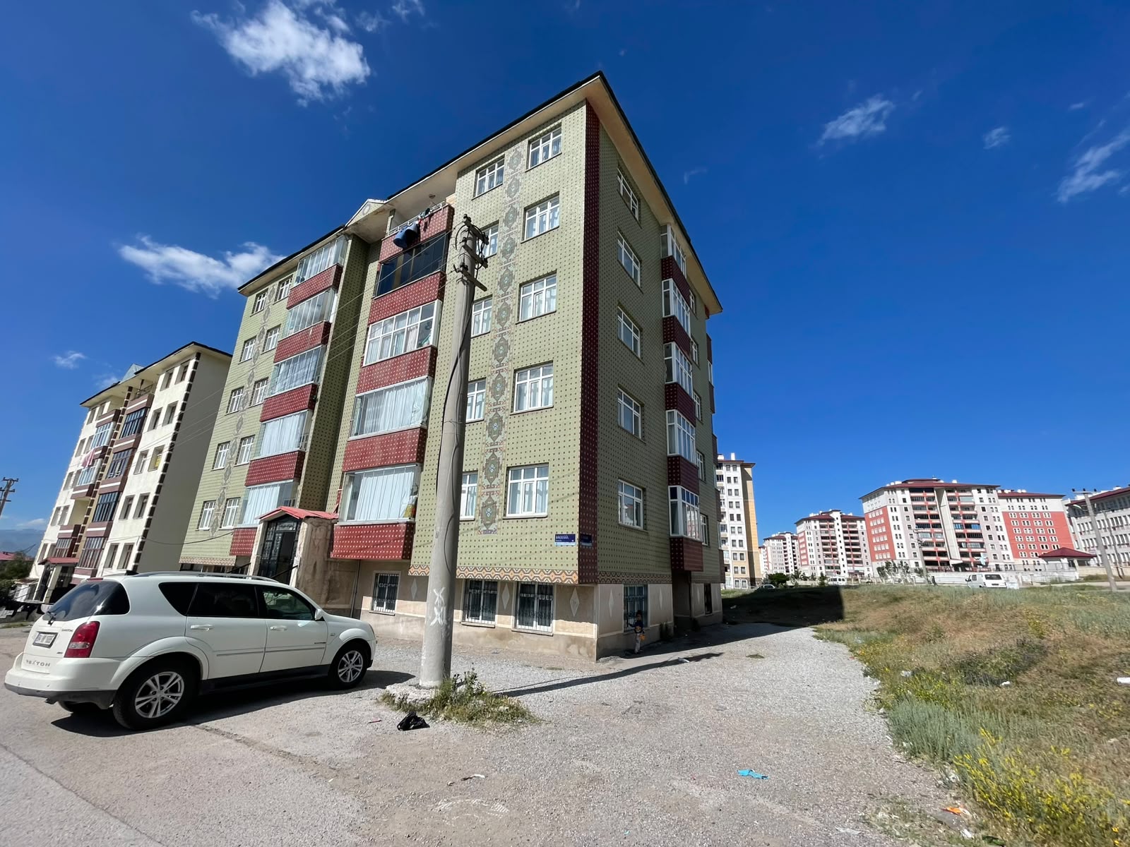 MABEL'DEN ABDURRAHMANGAZİ'DE SATILIK BODRUM DAİRE